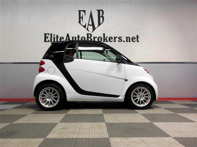 2011 Smart fortwo ST Lone Star Edition