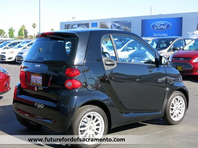 2012 Smart fortwo Sport Utility 4 D