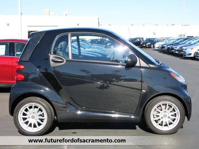 2012 Smart fortwo Sport Utility 4 D