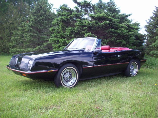 1988 Studebaker Avanti Base