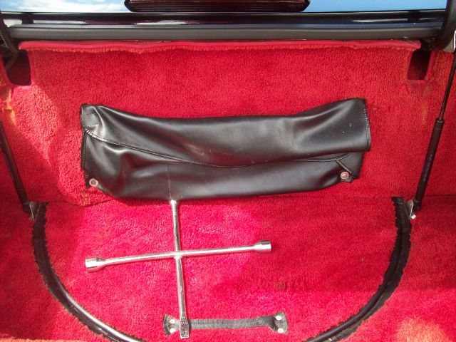 1988 Studebaker Avanti Base