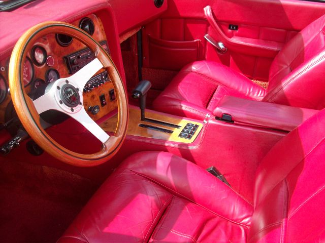 1988 Studebaker Avanti Base