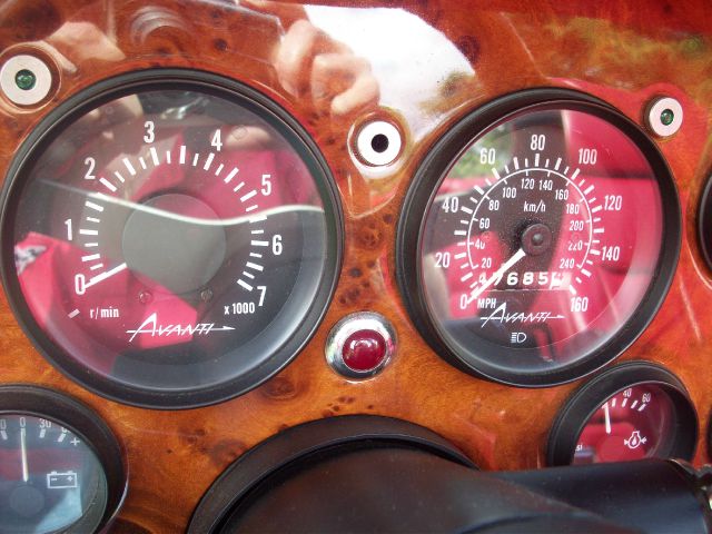 1988 Studebaker Avanti Base