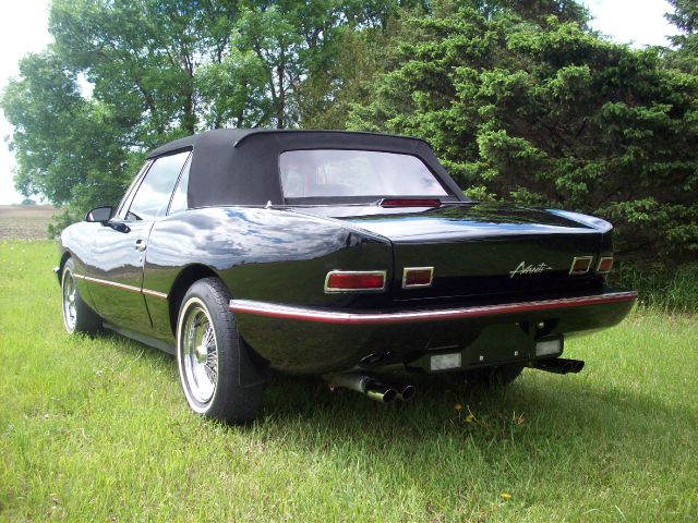 1988 Studebaker Avanti Base