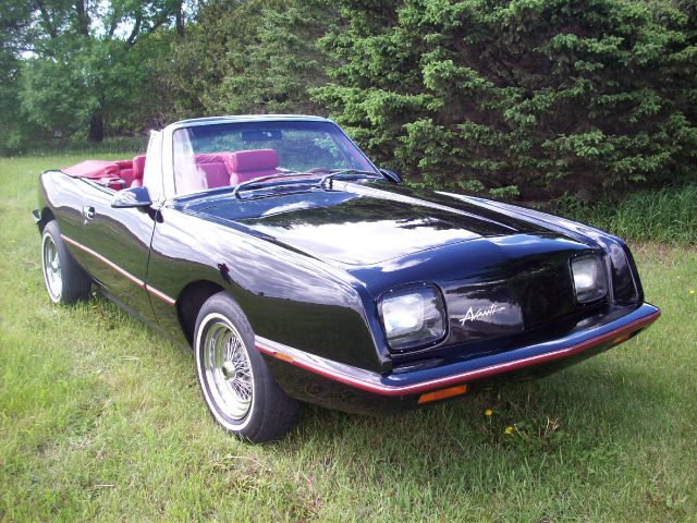 1988 Studebaker Avanti Base