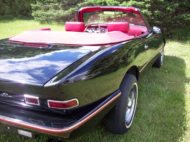 1988 Studebaker Avanti Base