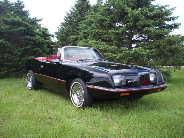 1988 Studebaker Avanti Base