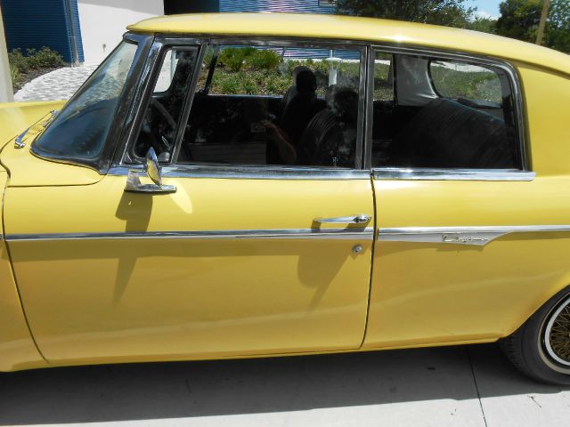 1962 Studebaker Daytona Unknown