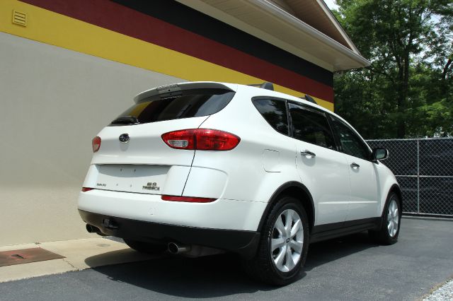 2006 Subaru B9 Tribeca 5d Hatchback