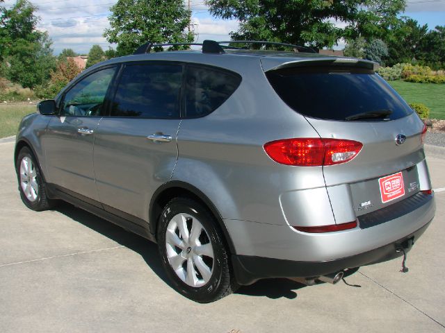2007 Subaru B9 Tribeca 5d Hatchback