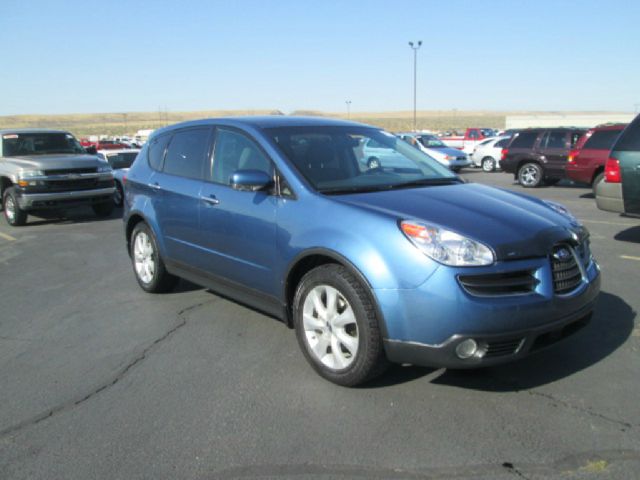 2007 Subaru B9 Tribeca 5d Hatchback