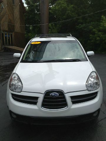 2007 Subaru B9 Tribeca 5d Hatchback