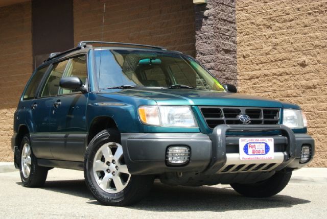 1998 Subaru Forester Lariat Crew Cab 4WD DRW