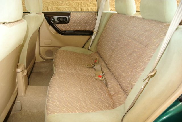 1998 Subaru Forester Lariat Crew Cab 4WD DRW