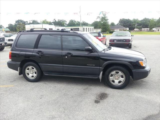 1999 Subaru Forester 1500 LT DVD