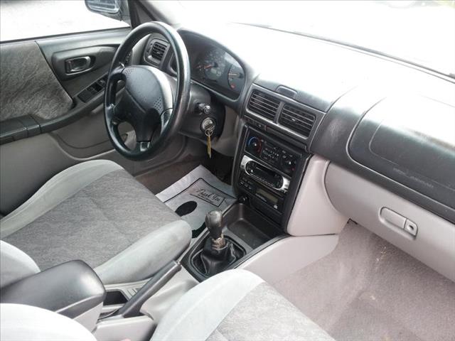 1999 Subaru Forester 1500 LT DVD