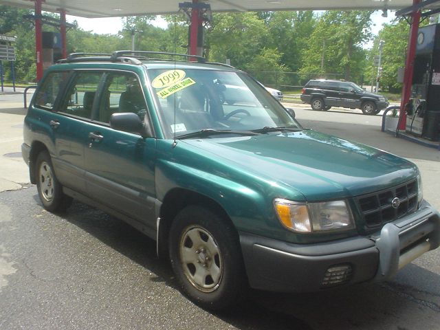 1999 Subaru Forester ESi