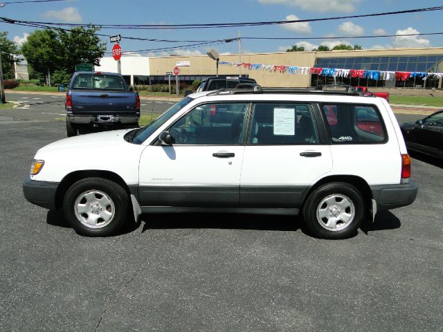 2000 Subaru Forester ESi