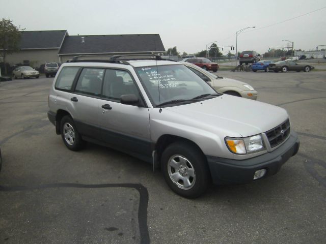 2000 Subaru Forester ESi