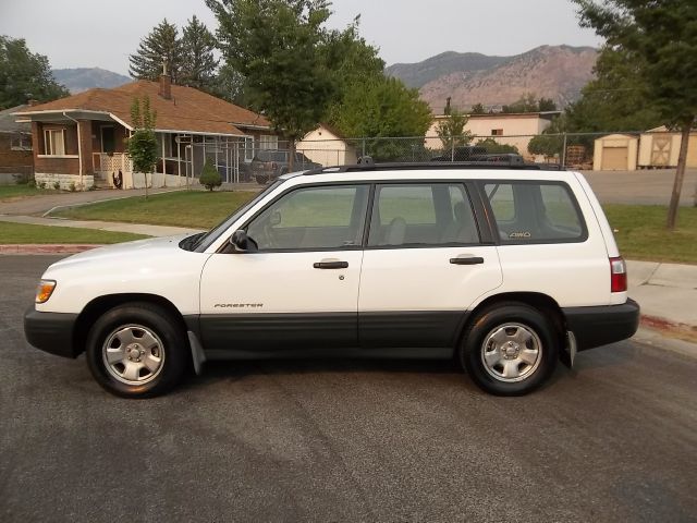 2001 Subaru Forester ESi