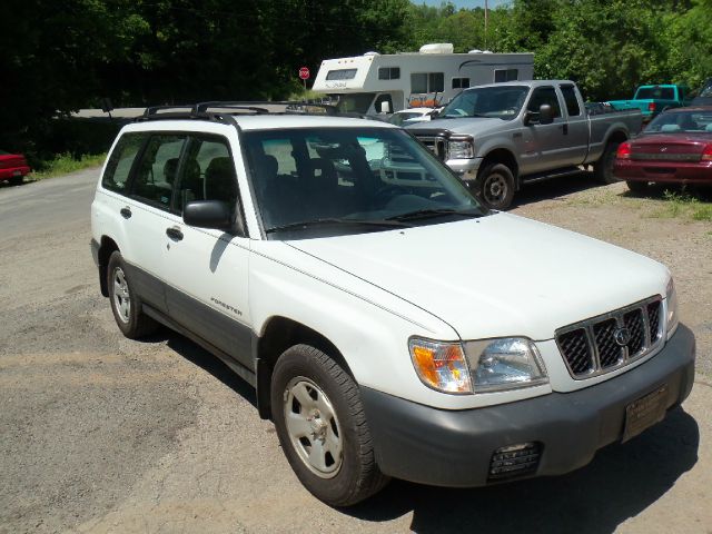 2001 Subaru Forester ESi
