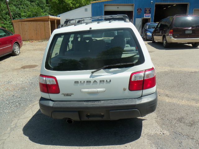 2001 Subaru Forester ESi