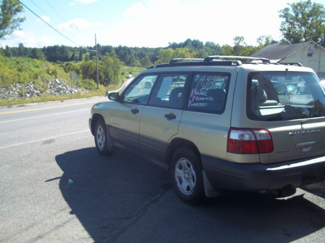 2001 Subaru Forester ESi