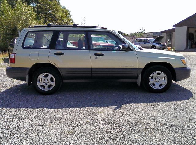 2001 Subaru Forester ESi