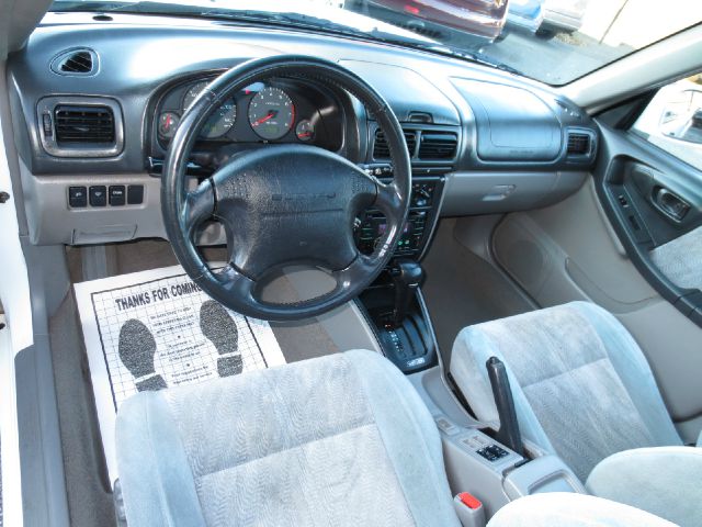 2001 Subaru Forester Lariat Crew Cab 4WD DRW