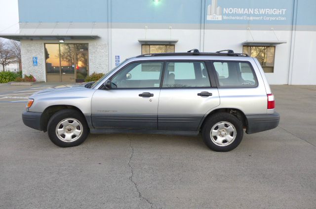 2002 Subaru Forester ESi