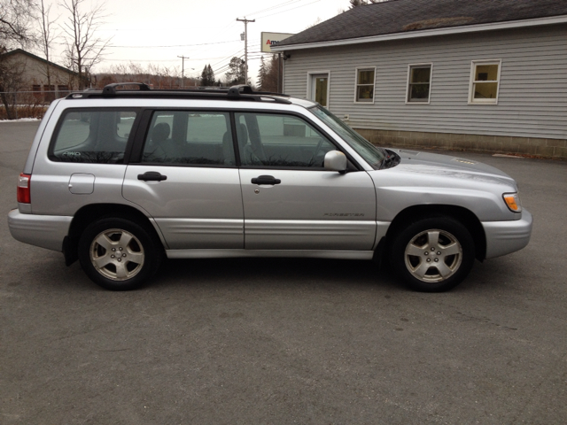 2002 Subaru Forester ZX2 Cool
