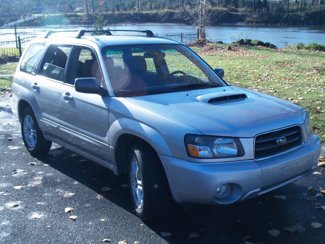 2004 Subaru Forester Personal Luxury