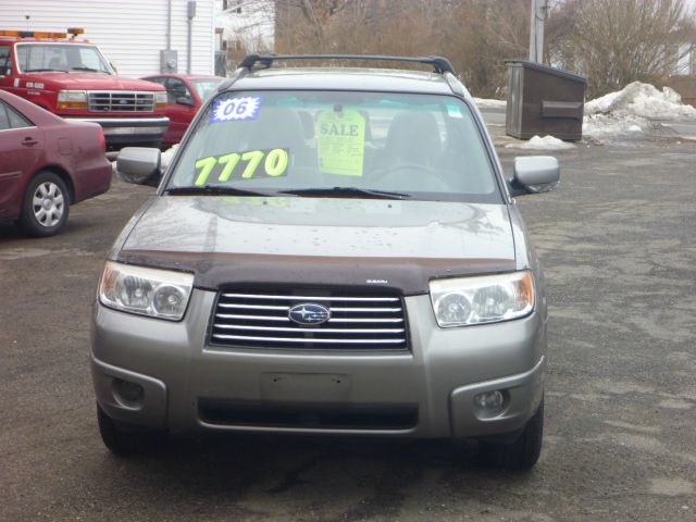 2006 Subaru Forester 2500hd 4x4 W/ Plow System