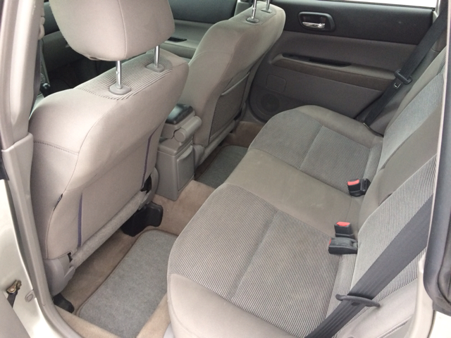 2006 Subaru Forester 2500hd 4x4 W/ Plow System