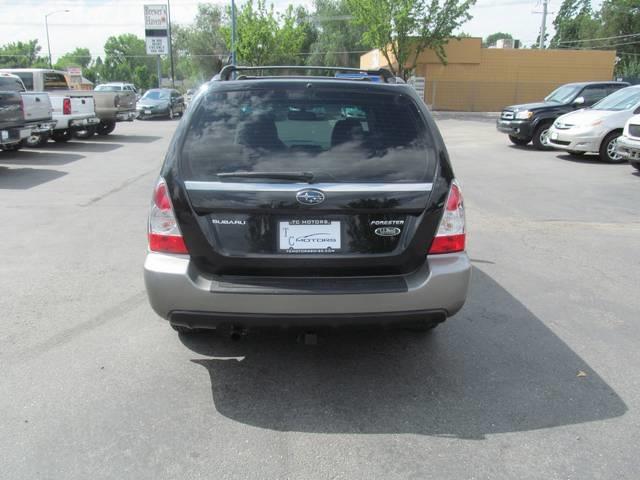 2006 Subaru Forester 2500hd 4x4 W/ Plow System