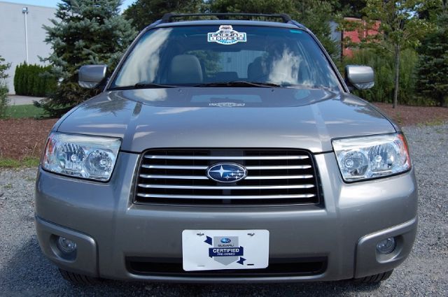 2006 Subaru Forester 2500hd 4x4 W/ Plow System