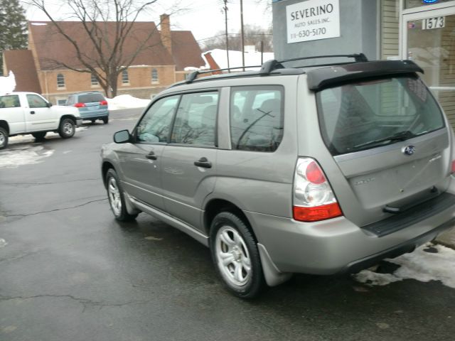 2006 Subaru Forester 2WD Ext Cab 125.9 SL