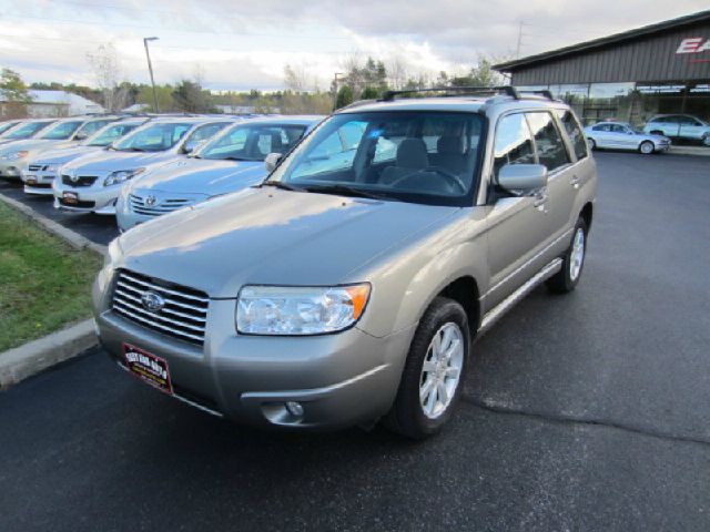 2006 Subaru Forester 2500hd 4x4 W/ Plow System