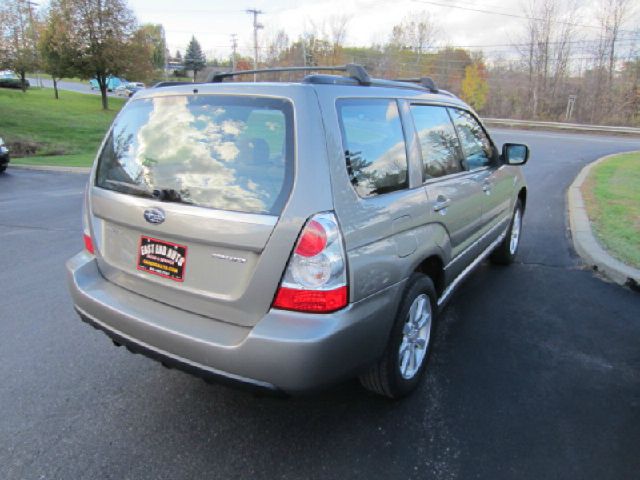 2006 Subaru Forester 2500hd 4x4 W/ Plow System