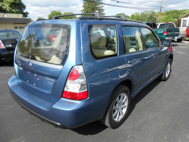 2007 Subaru Forester 2500hd 4x4 W/ Plow System