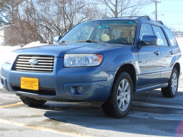 2008 Subaru Forester 2500hd 4x4 W/ Plow System