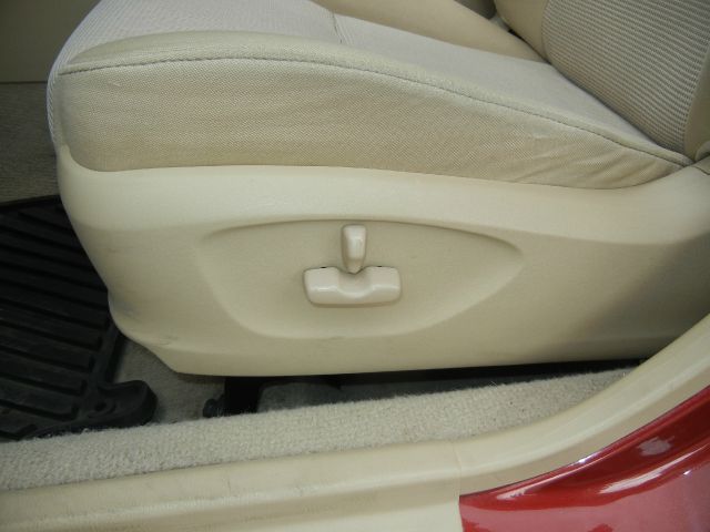 2008 Subaru Forester 2500hd 4x4 W/ Plow System