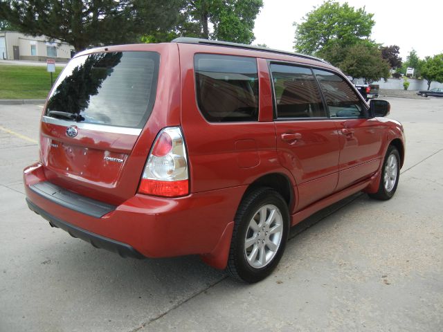 2008 Subaru Forester 2500hd 4x4 W/ Plow System