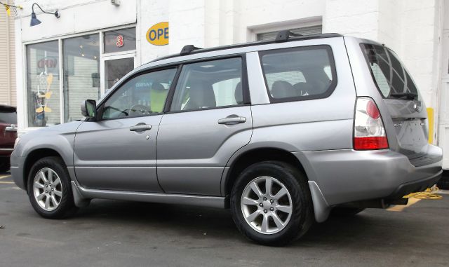 2008 Subaru Forester 2500hd 4x4 W/ Plow System