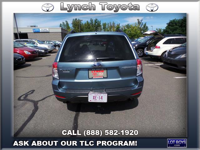 2009 Subaru Forester 2500hd 4x4 W/ Plow System