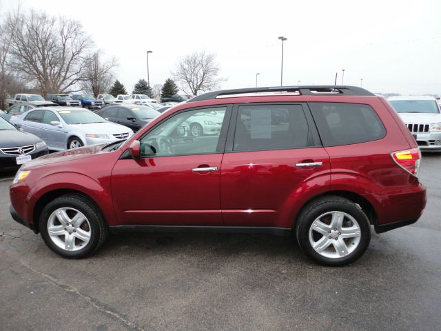 2010 Subaru Forester 2dr 2.5L PZEV