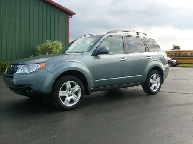 2010 Subaru Forester 2dr 2.5L PZEV