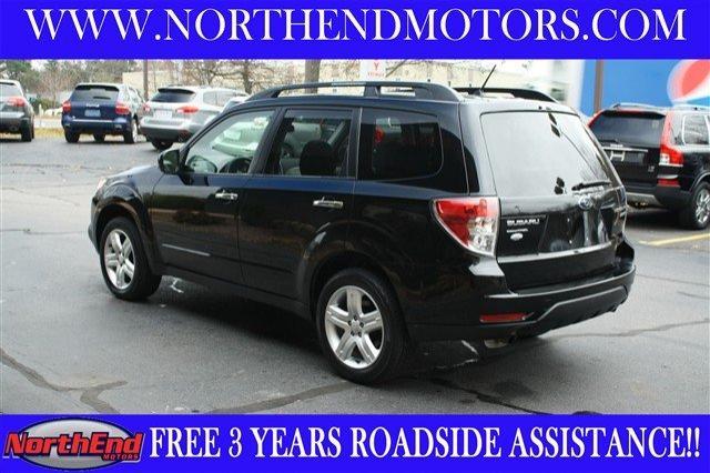 2010 Subaru Forester 2500hd 4x4 W/ Plow System