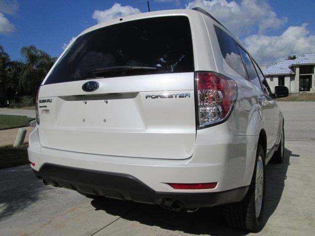 2010 Subaru Forester 2500hd 4x4 W/ Plow System