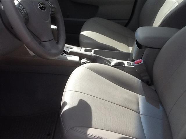 2010 Subaru Forester 2dr 2.5L PZEV